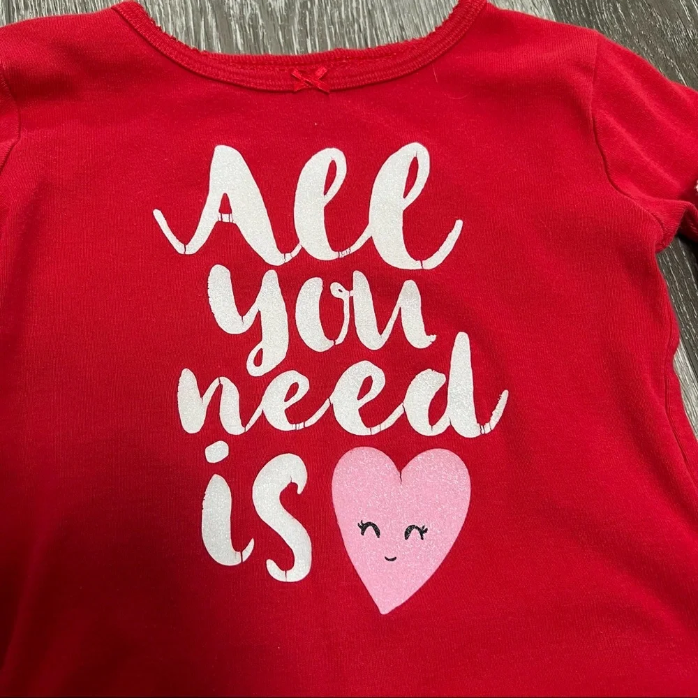 CARTERS LONG SLEEVE PJS RED HEARTS 18MO